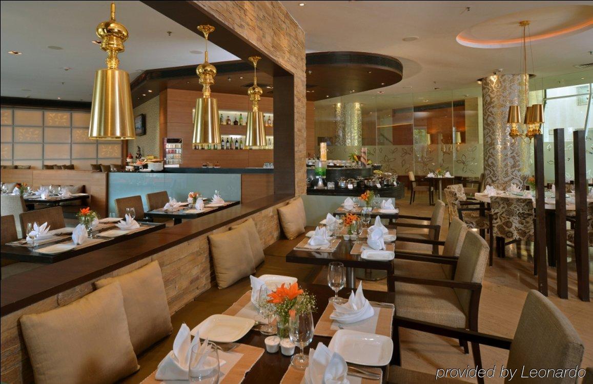Majestic Court Sarovar Portico Navi Mumbai Exterior foto